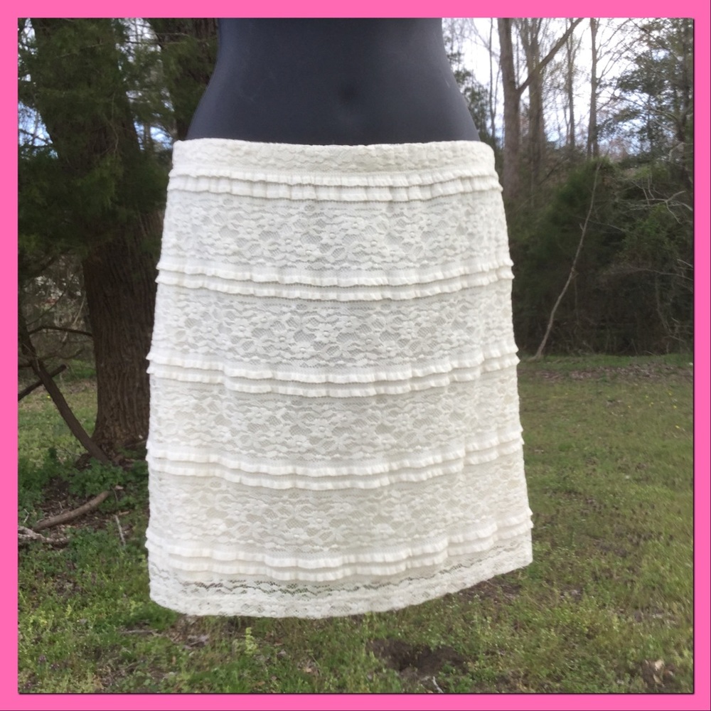 Cream Lace Mini